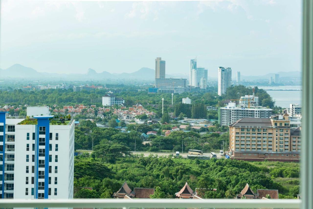 Veranda Residence Pattaya By Boom Nacsomtien Kültér fotó